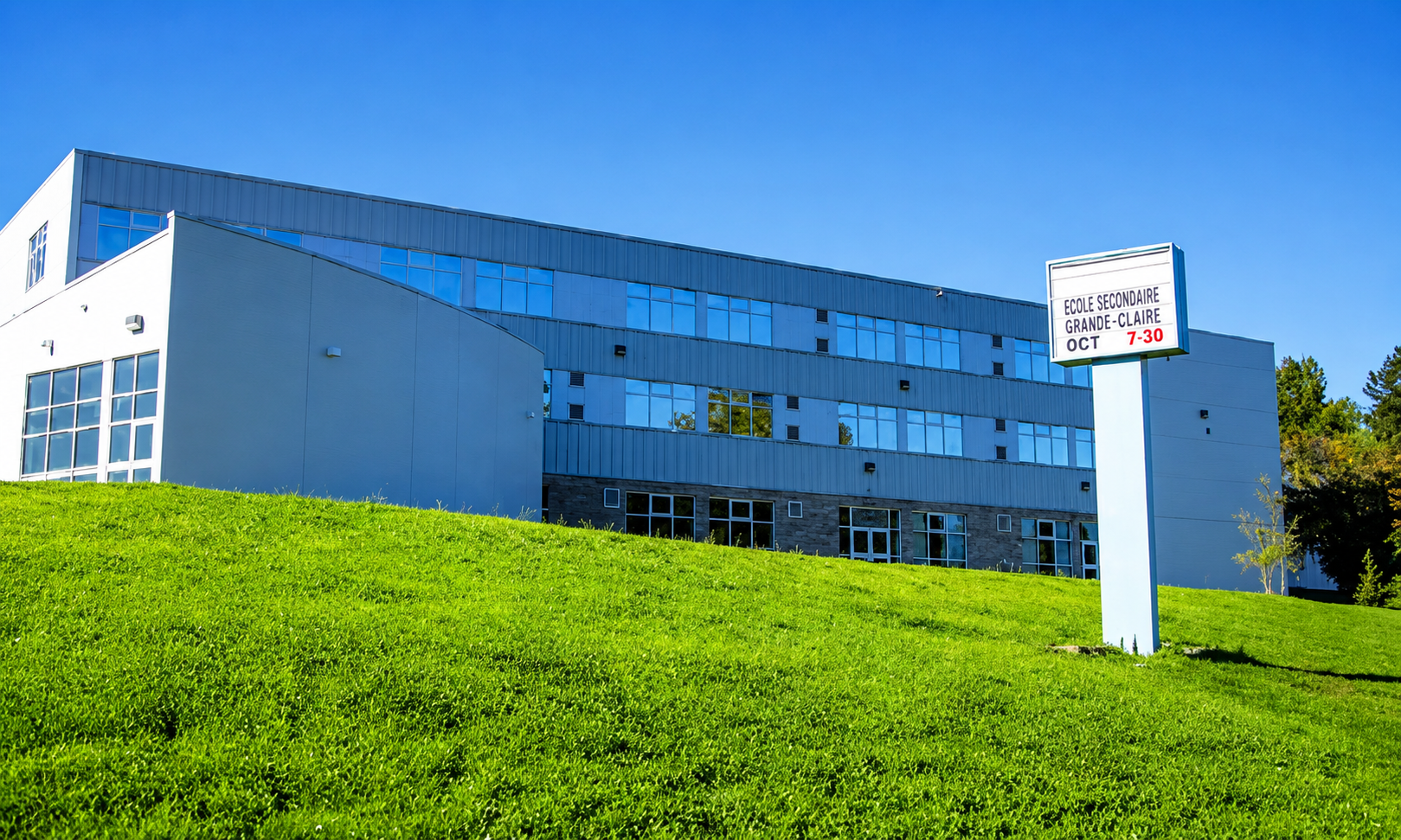 Moscrop Secondary School — เขต Burnaby