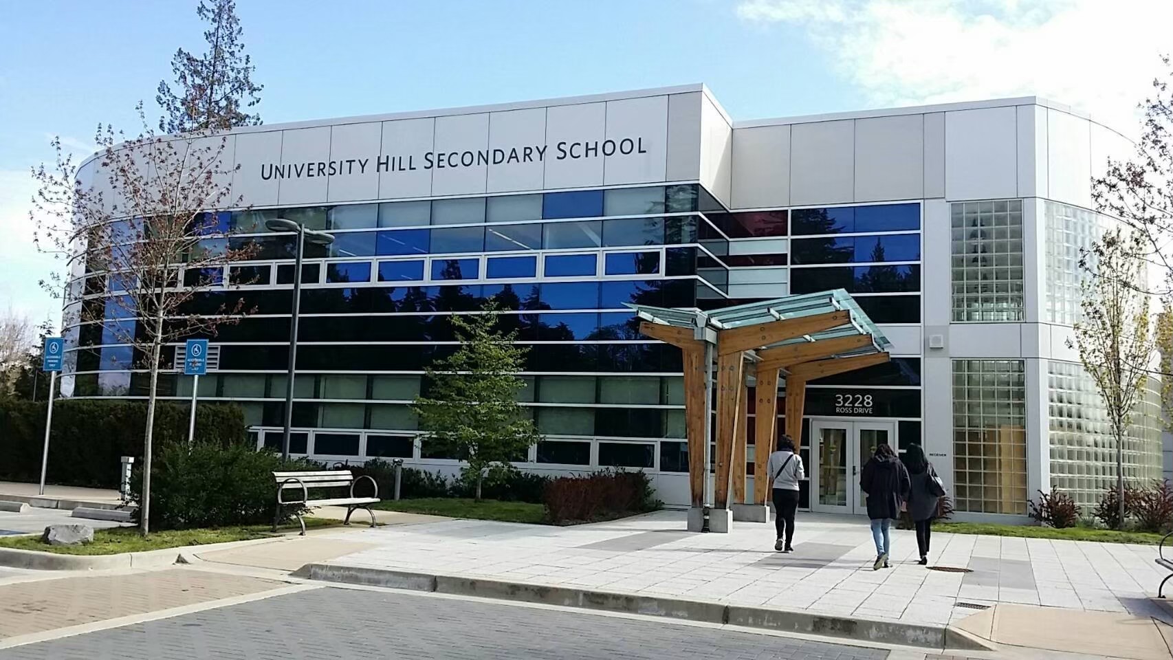 University Hill Secondary School