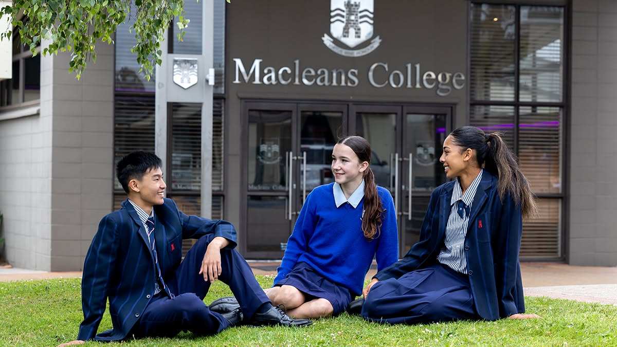 Macleans Macleans
